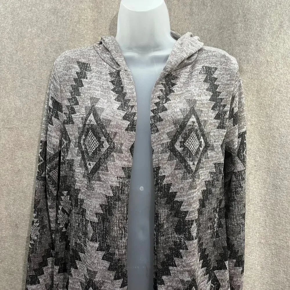Do Everything In Love Long Grey Aztec Cardigan‎